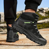 Chaussures de randonnée montantes | Randonnées en forêt