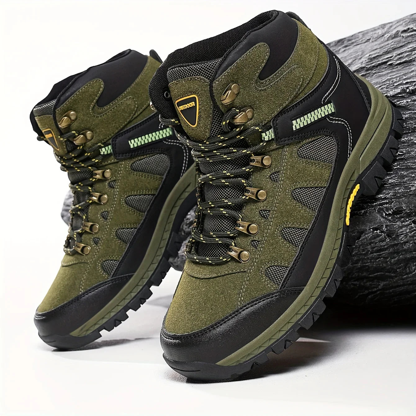 Chaussures de randonnée montantes | Randonnées en forêt