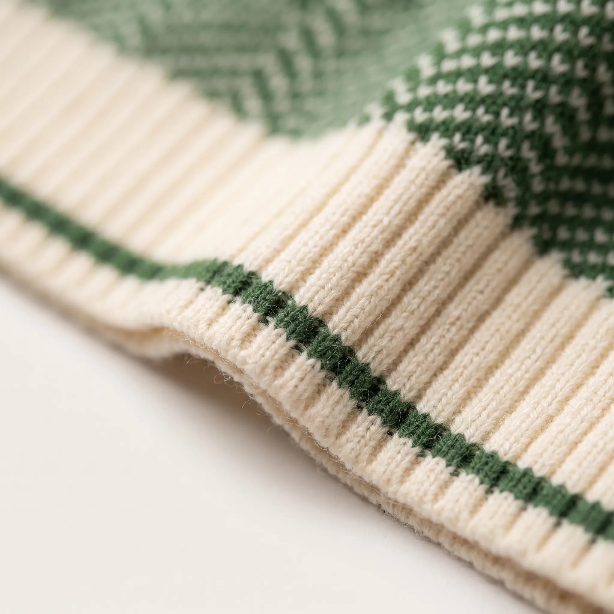Pull col v femme à motif | Sorties décontractées