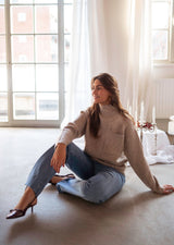 Pull oversize femme à col montant | Sorties en ville