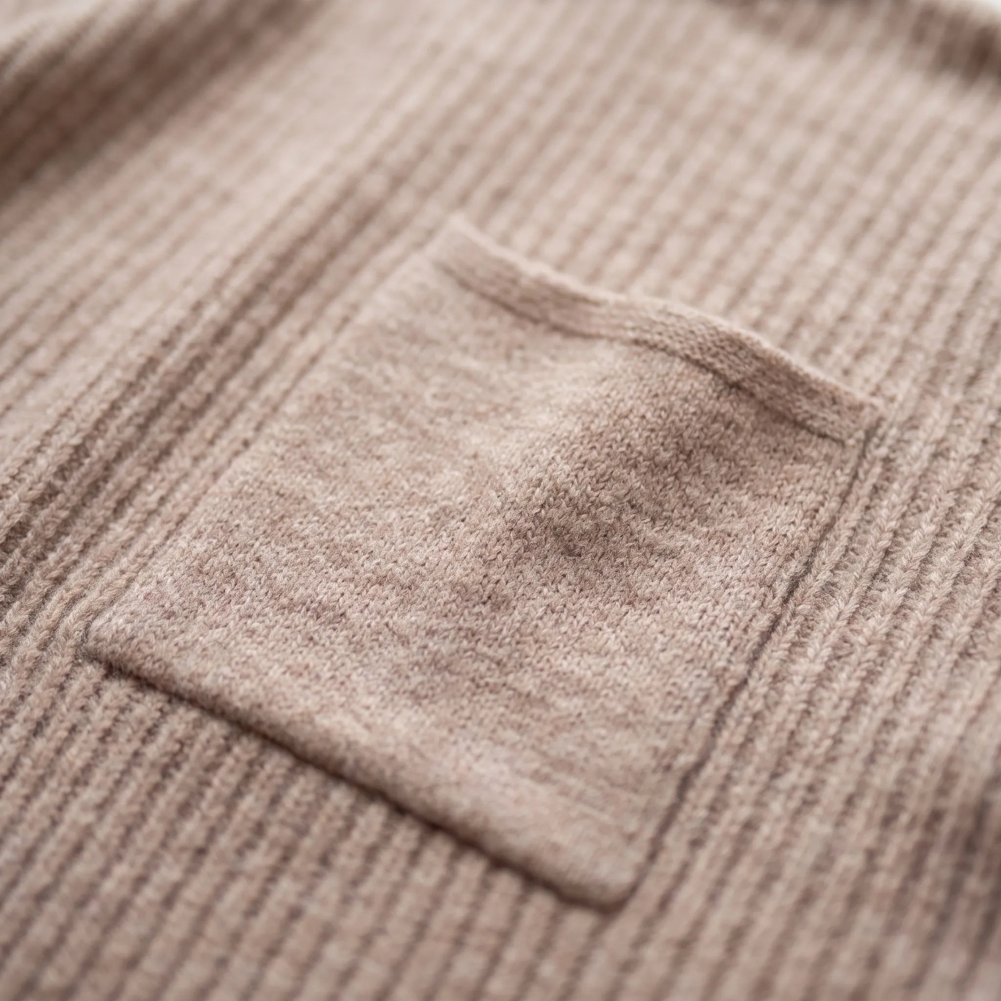 Pull oversize femme à col montant | Sorties en ville