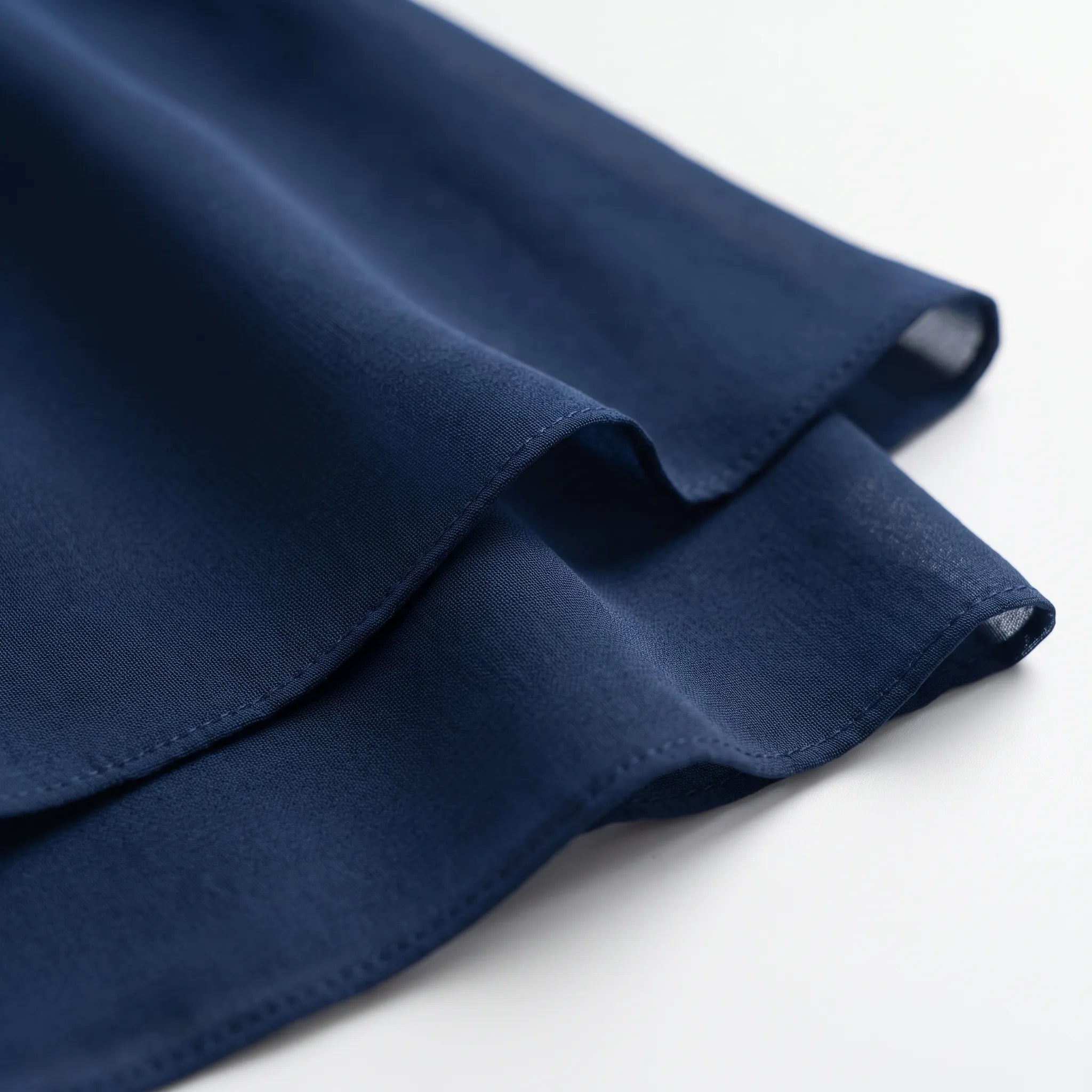 Robe femme | Robe élégante à volants et col rond