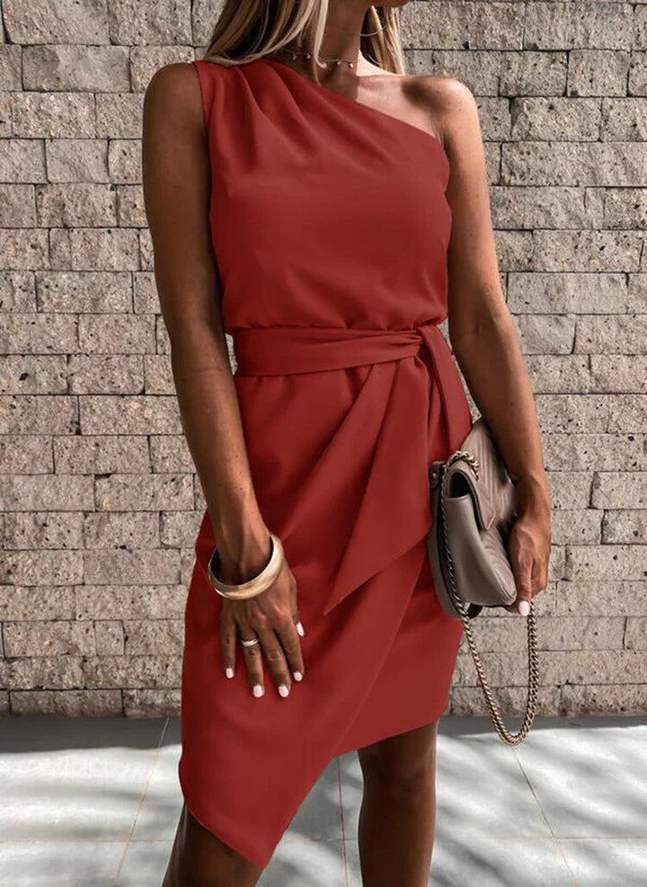 Robe midi chic asymétrique | Soirées élégantes