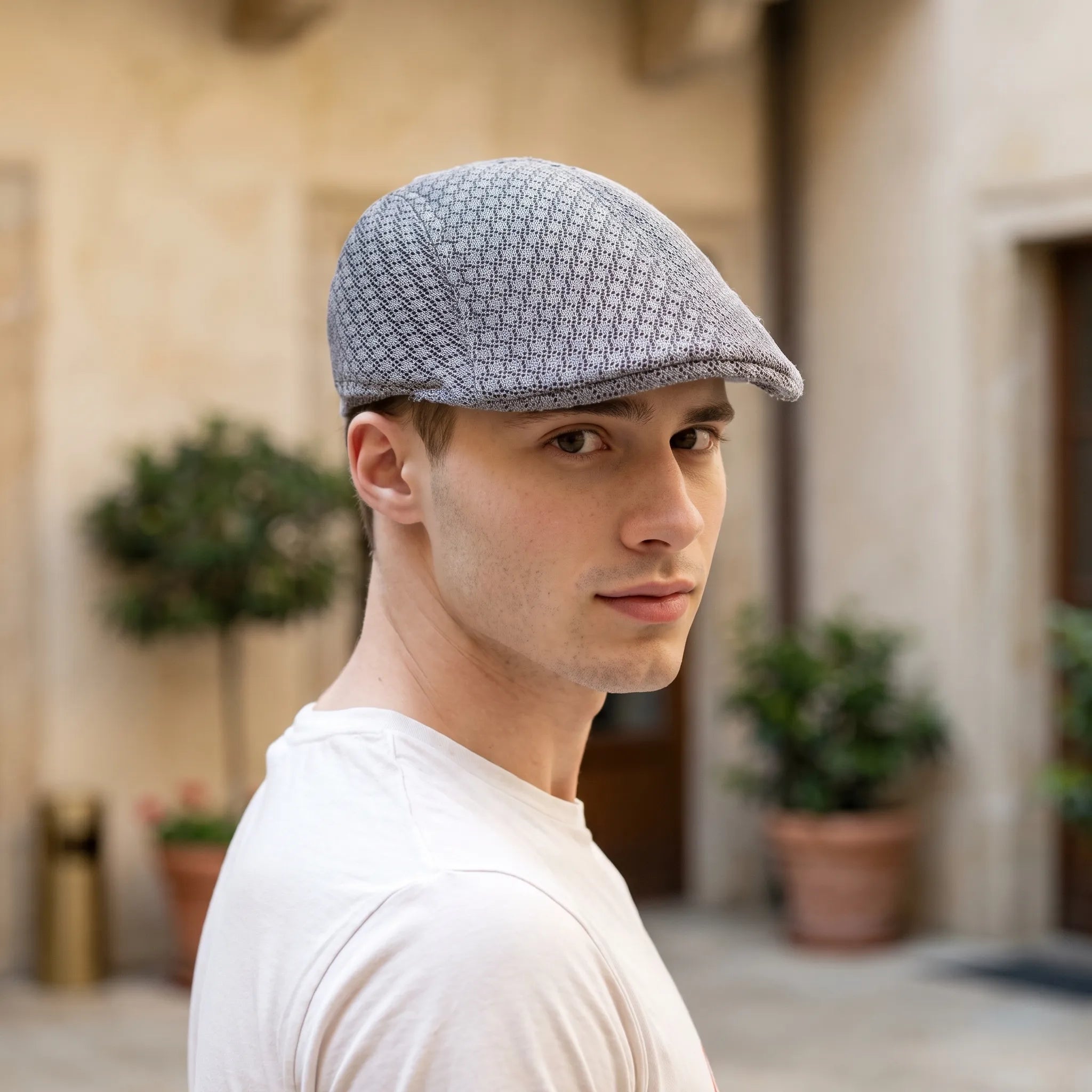 Accessoire estival classique type casquette plate | Sorties estivales