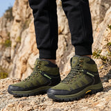 Chaussures de randonnée montantes | Randonnées en forêt
