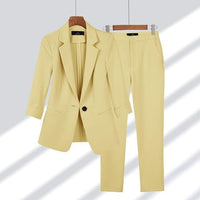 Jaune