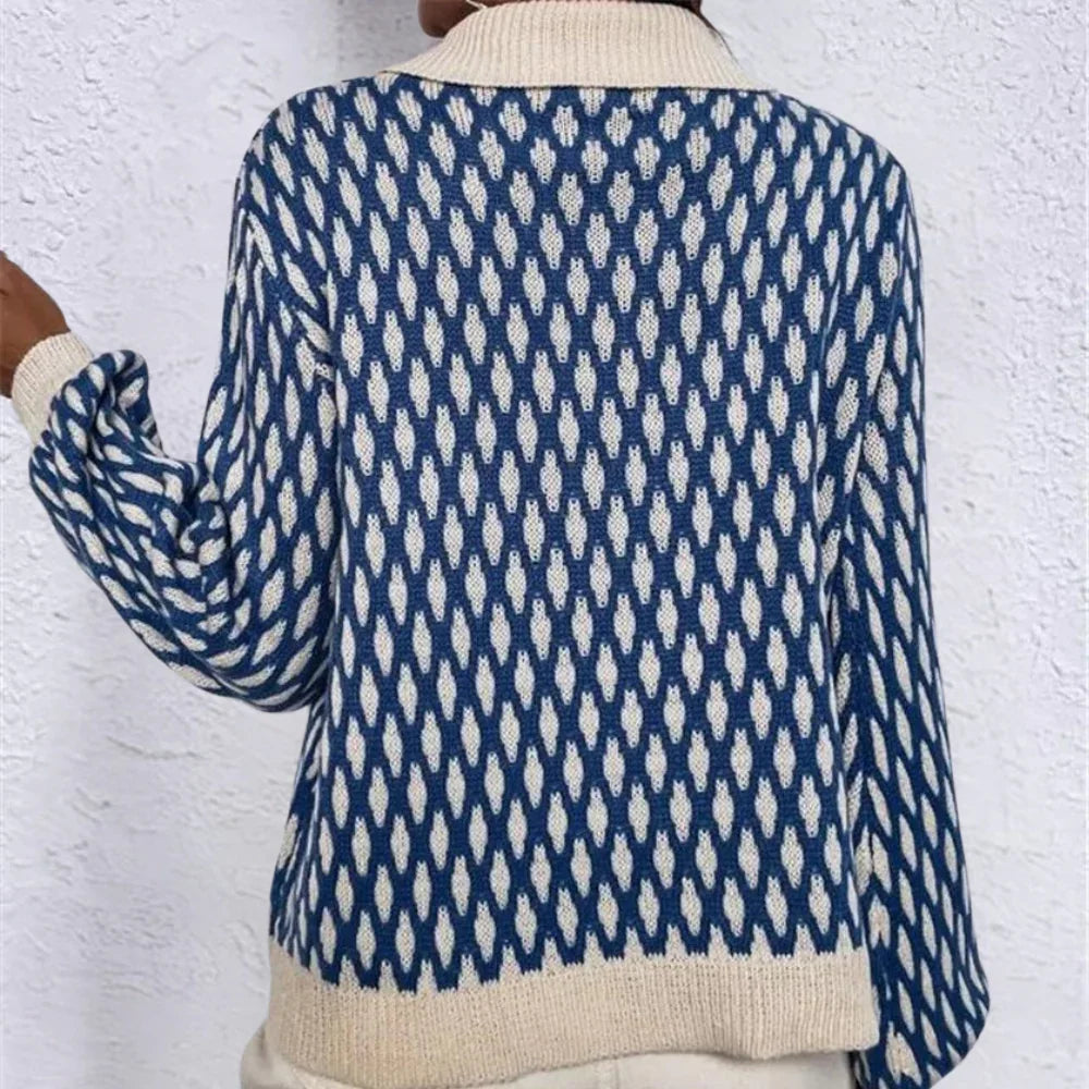 Pull femme chic à col contrastant | Sorties décontractées