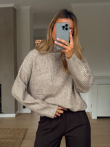 Pull oversize femme à col montant | Sorties en ville