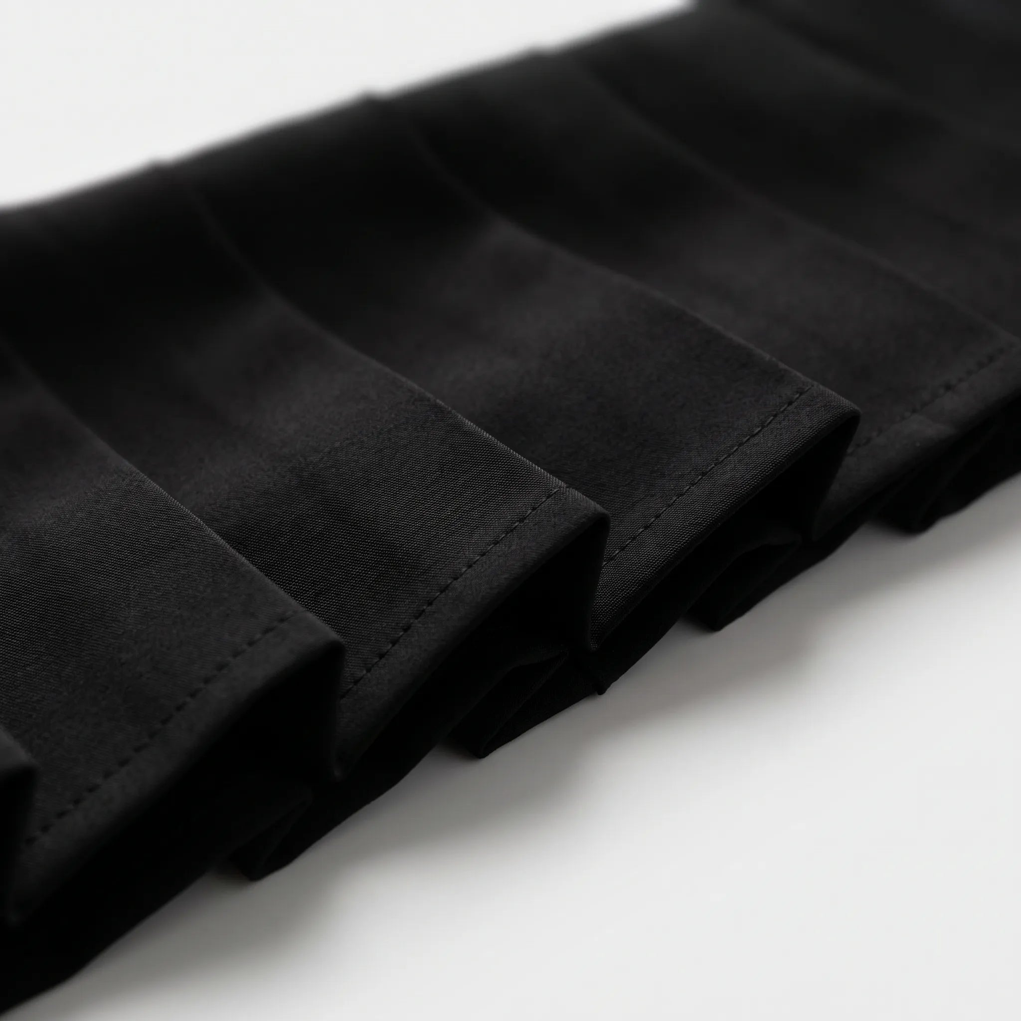 Robe courte plissée structurée | Sorties en soirée