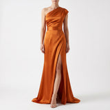 Robe de soirée asymétrique avec fente | Événements formels