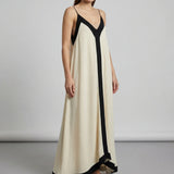 Robe longue femme à coupe fluide et aérée | Sorties estivales